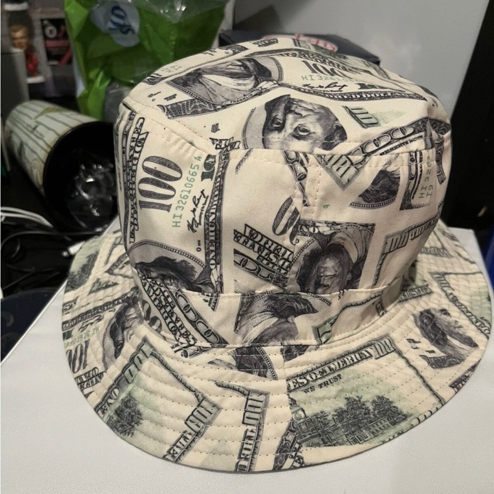 $100 Bill Benjamin Franklin Reversible Bucket Hat Green & Black One Size